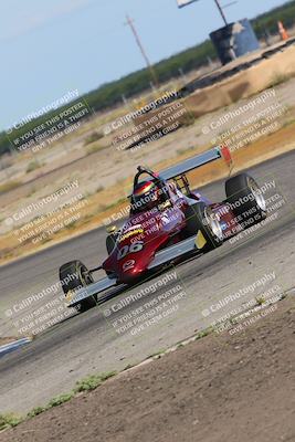 media/Jun-04-2022-CalClub SCCA (Sat) [[1984f7cb40]]/Group 3/Qualifying (Sweeper)/